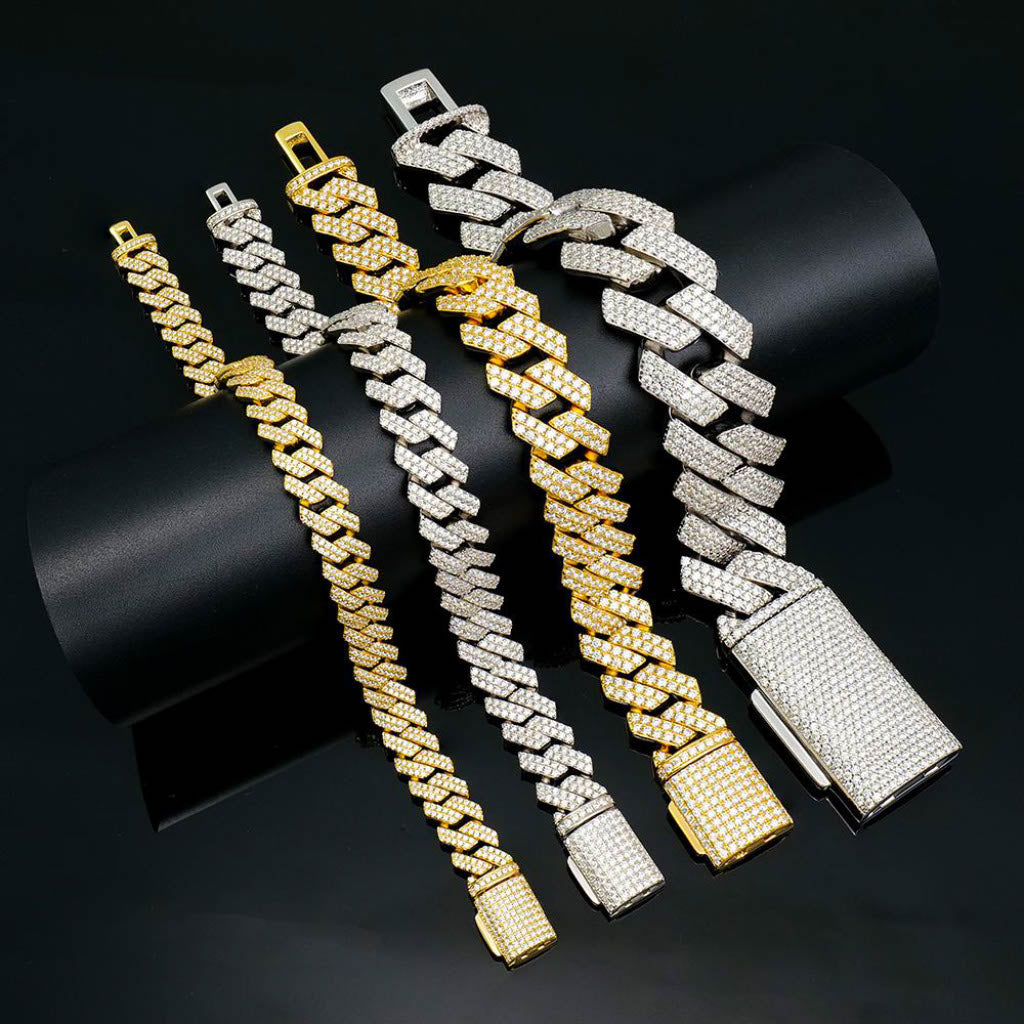 ICED OUT MOISSANITE CUBAN CHAIN - Nobel Jewelry