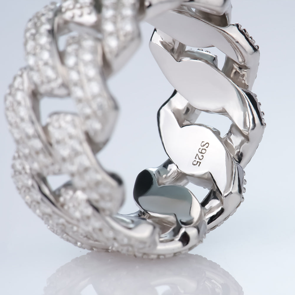 Innenansicht des NOBEL Cuban Rings, 925-Silberprägung, glatte hypoallergene Innenseite.