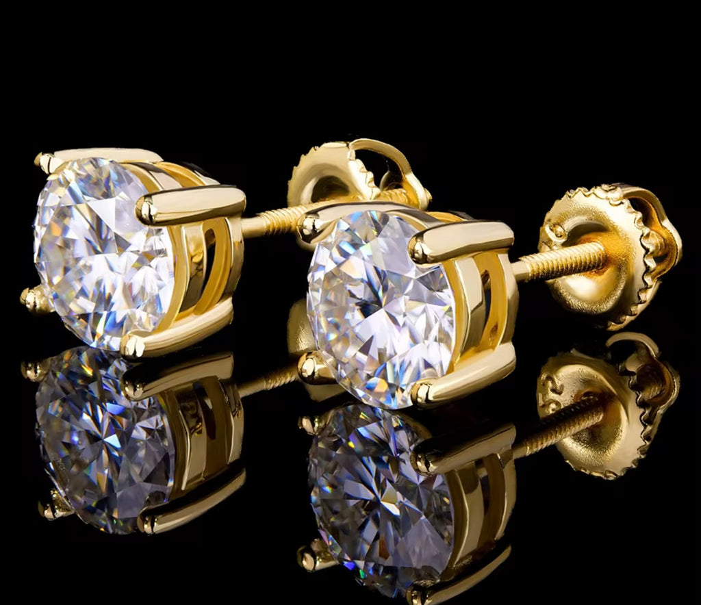 NOBEL Moissanite Ohrstecker aus 925 Silber in 18K Gold Legierung, brillante Rundschliff-Steine, hochwertige Studioaufnahme