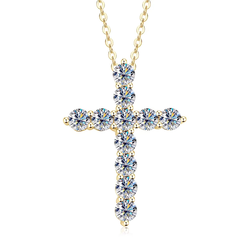 NOBEL Cross Kette in 18 K Gelbgold – 925 Silber mit VS1–VVS Moissanite-Steinen im Kreuzanhänger, wasserfest, luxuriös und hypoallergen.